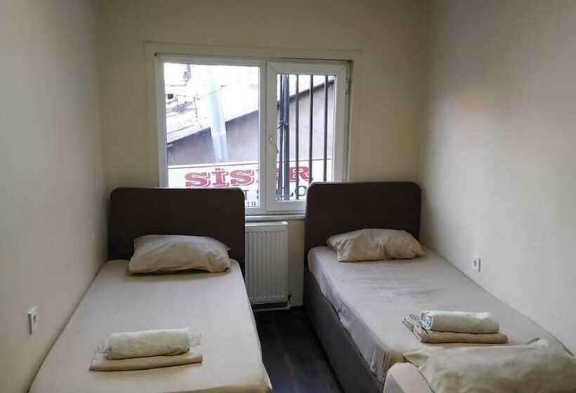 簡易ホテル Petek