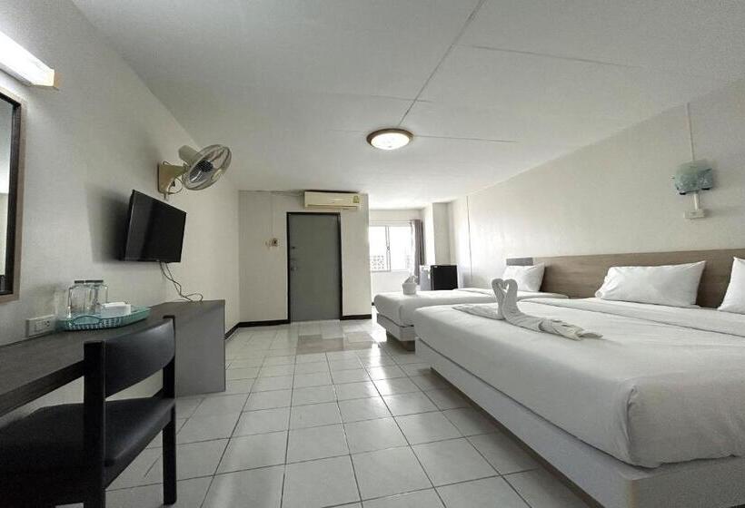 هتل Boonchai Mansion