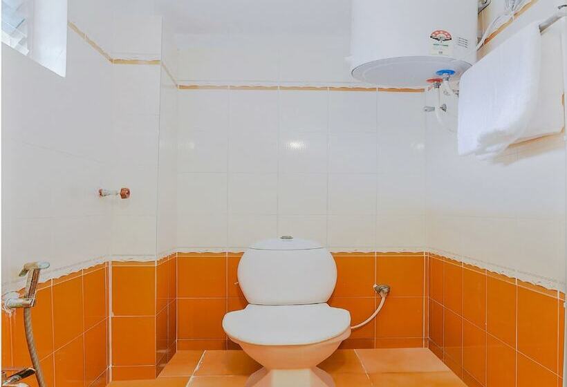 Hotell Gayatri Grand By Oyo Rooms