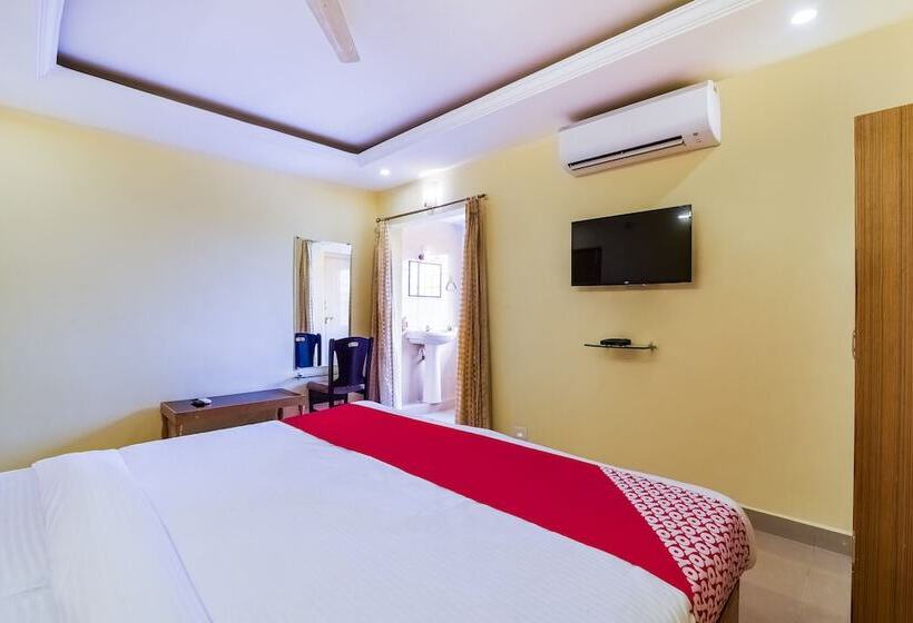 Hotell Gayatri Grand By Oyo Rooms