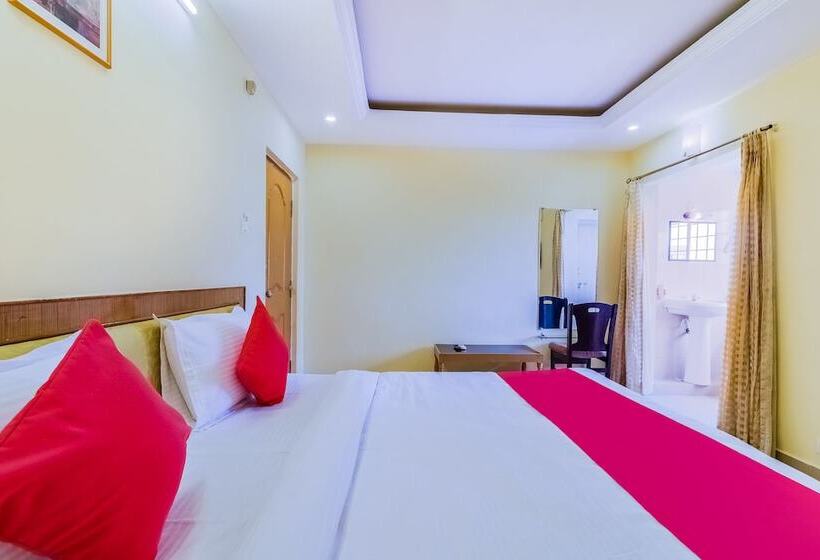 Hotell Gayatri Grand By Oyo Rooms
