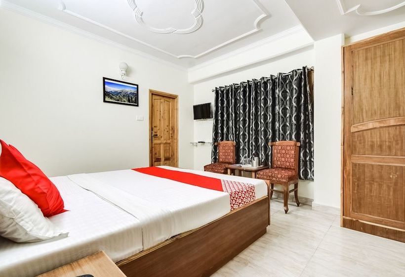 בית מלון כפרי Kalra Regancy By Oyo Rooms