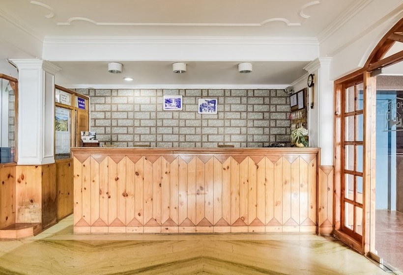 בית מלון כפרי Kalra Regancy By Oyo Rooms