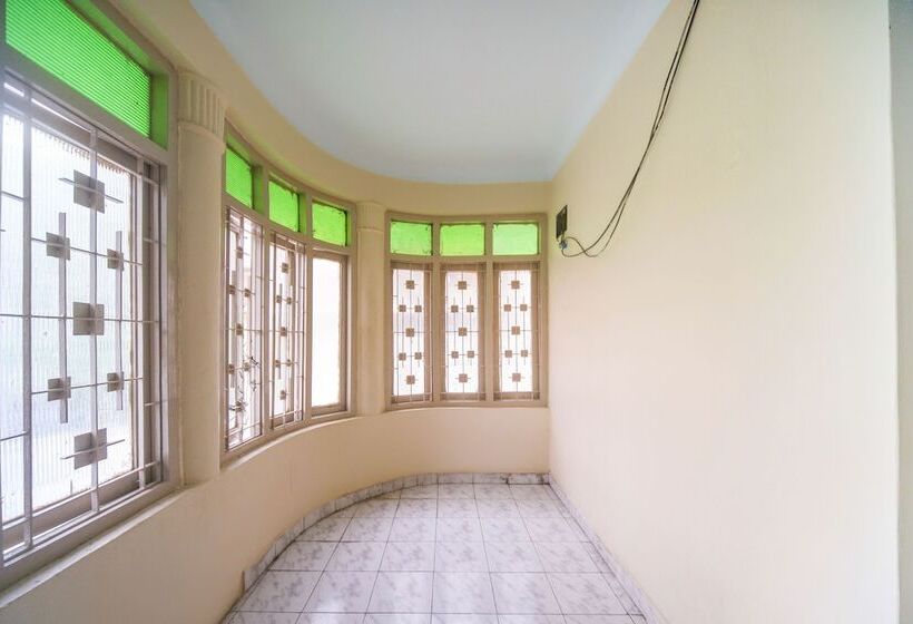 هتل Spot On 60491 Harini Lodge