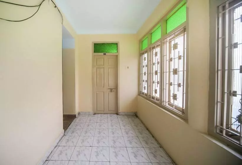 هتل Spot On 60491 Harini Lodge