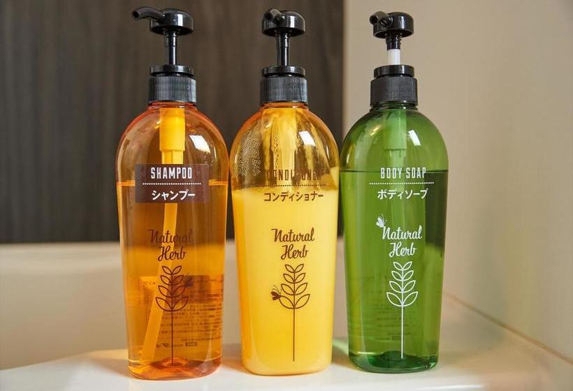 פנסיון Bayside Tomari