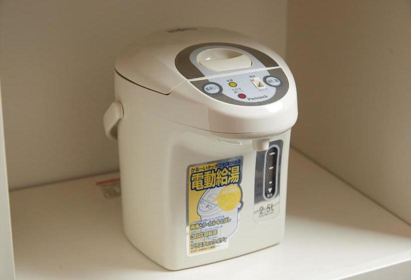 פנסיון Bayside Tomari