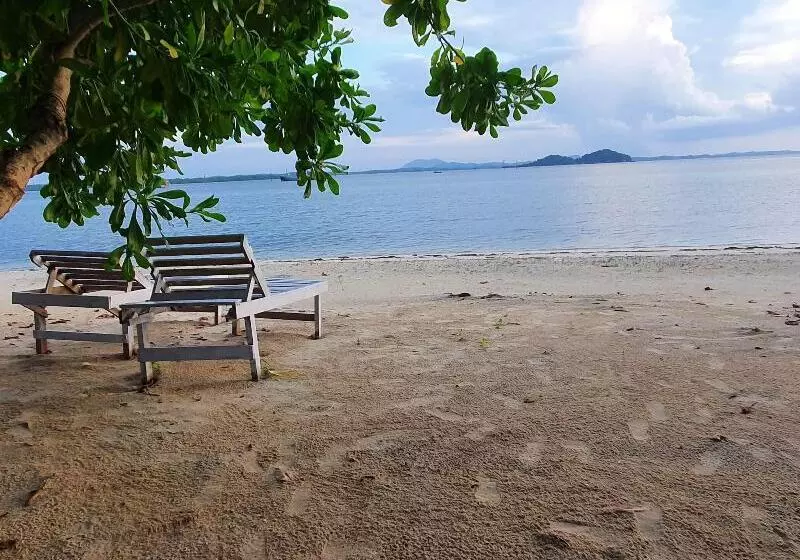 Aamiaismajoitus (B&B) Berakit Bay Resort