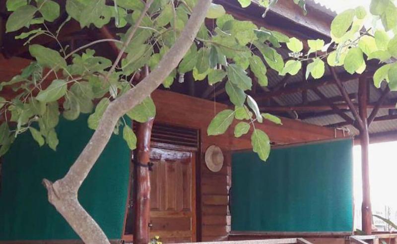 مبيت وإفطار Berakit Bay Resort