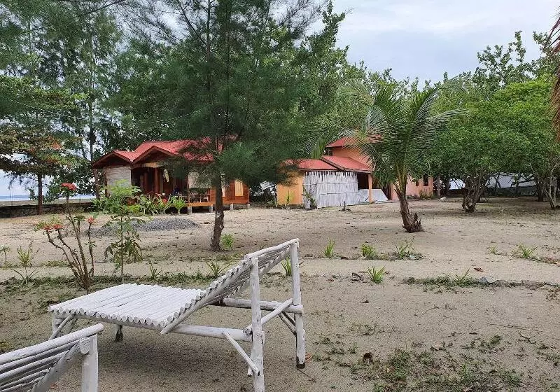 Aamiaismajoitus (B&B) Berakit Bay Resort