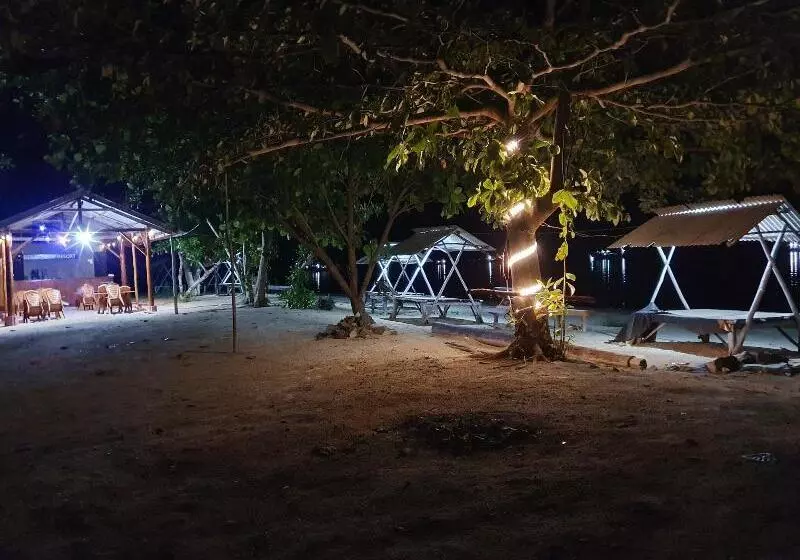 Aamiaismajoitus (B&B) Berakit Bay Resort