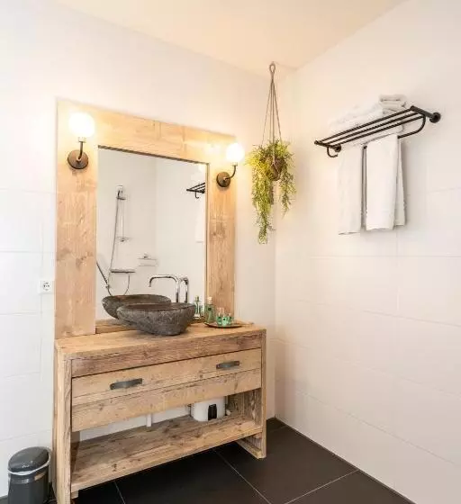 Aamiaismajoitus (B&B) De Moerbei