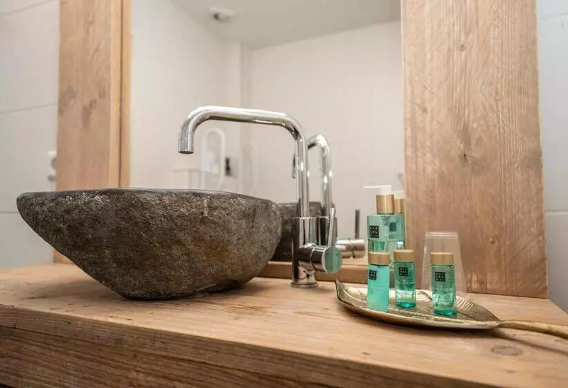 Aamiaismajoitus (B&B) De Moerbei