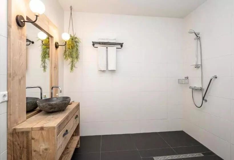 Aamiaismajoitus (B&B) De Moerbei