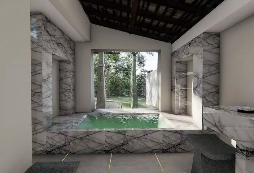هتل 7 Chakras Resort