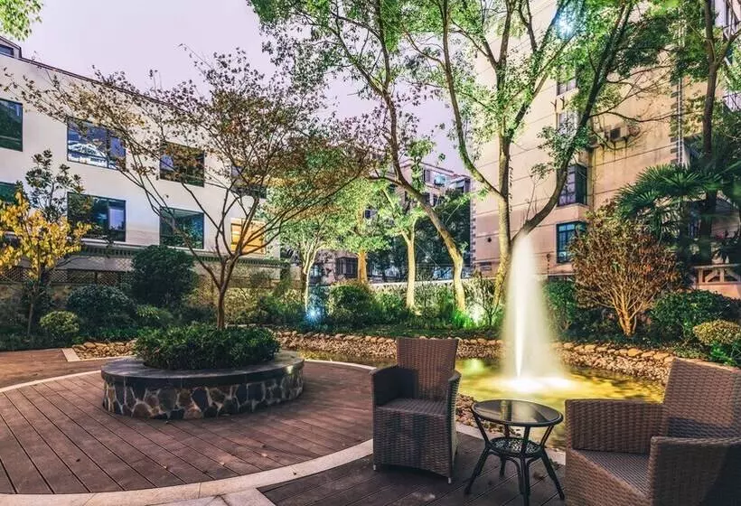 Atour Hotel Hefei Wangjiang West Road 1912 Street