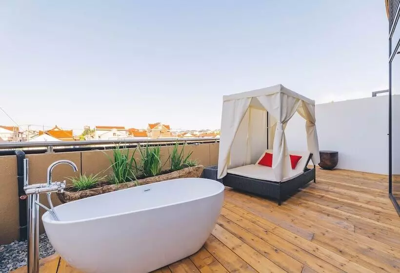 Atour Hotel Hefei Wangjiang West Road 1912 Street