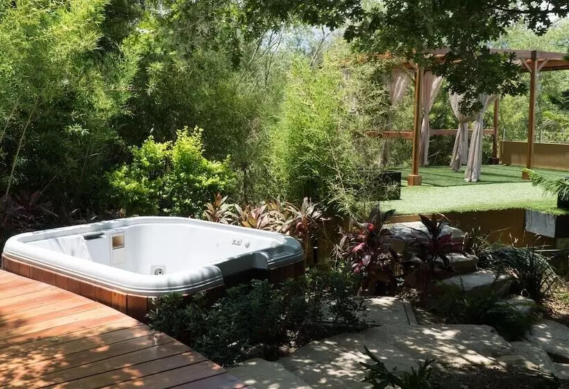 Hotelli Gamma Monterrey Rincon De Santiago