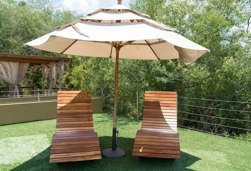 Hotelli Gamma Monterrey Rincon De Santiago