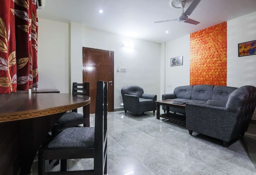 Отель Green Point By Oyo Rooms