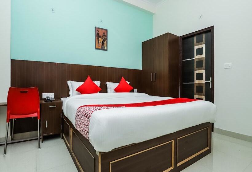 Hotel The Golden Imperial