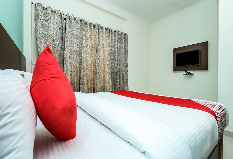 Hotel The Golden Imperial