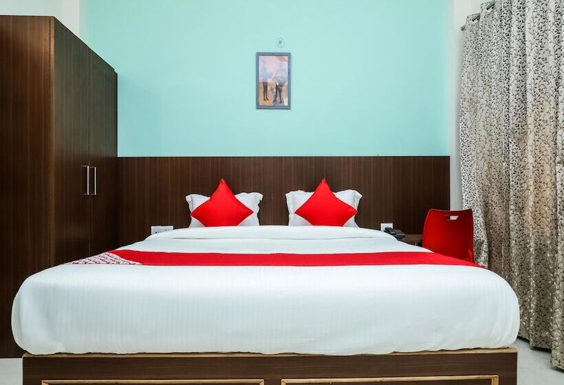 Hotel The Golden Imperial