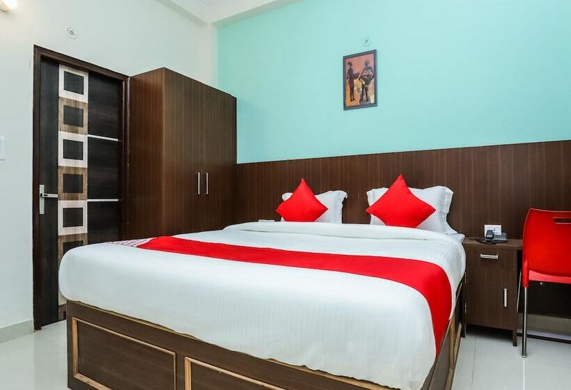 Hotel The Golden Imperial