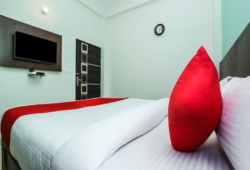 Hotel The Golden Imperial