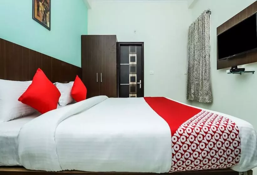 Hotelli The Golden Imperial