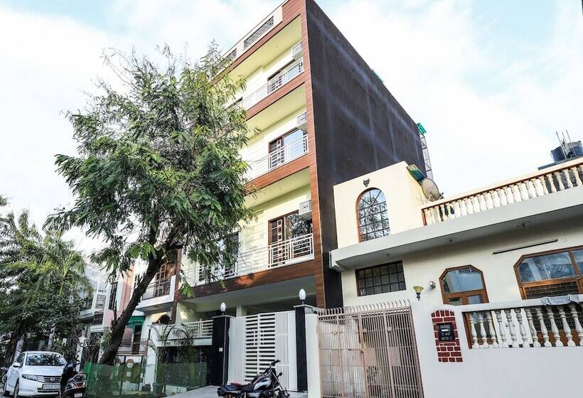 Hotel The Golden Imperial