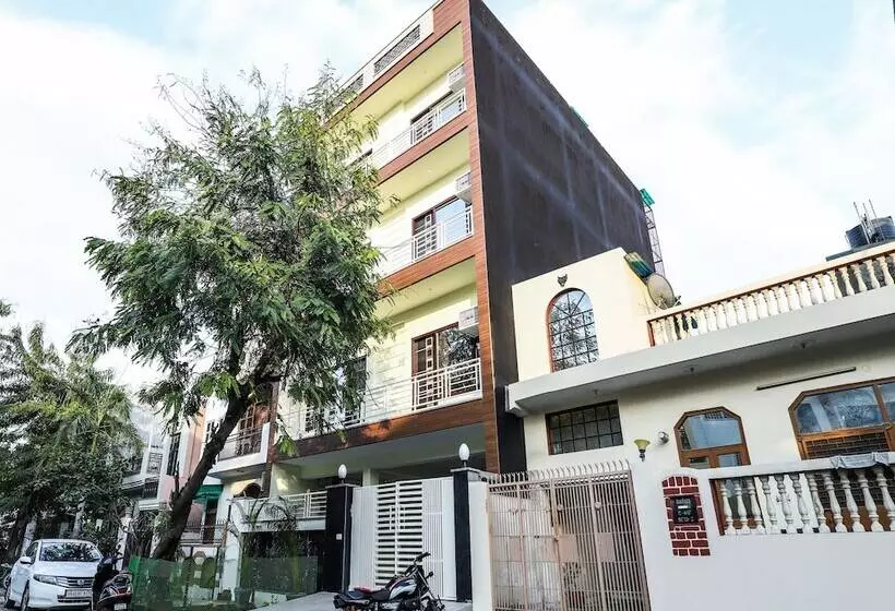 Hotelli The Golden Imperial