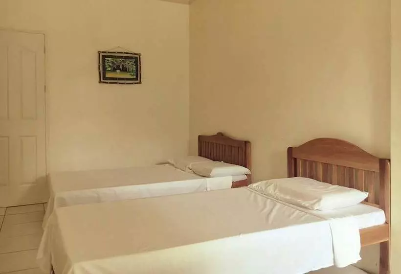 Melanas Pension