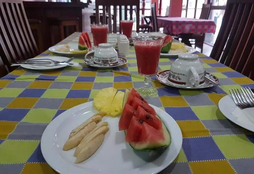 Village Inn Resort
