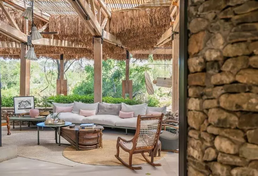 هتل Saseka Tented Camp