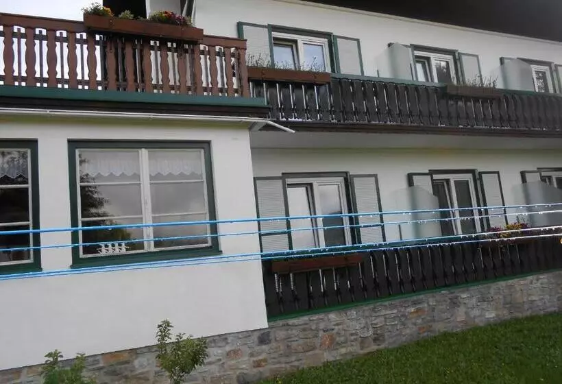 Pension Gierlinger