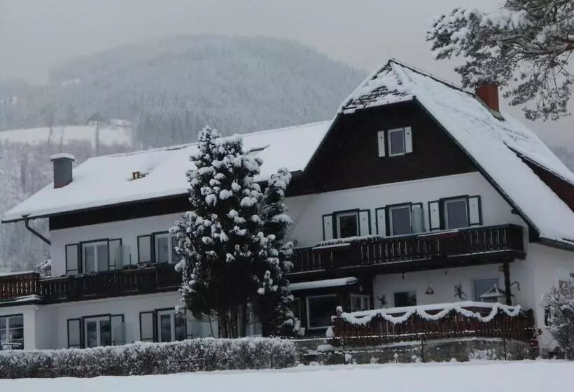 Pension Gierlinger