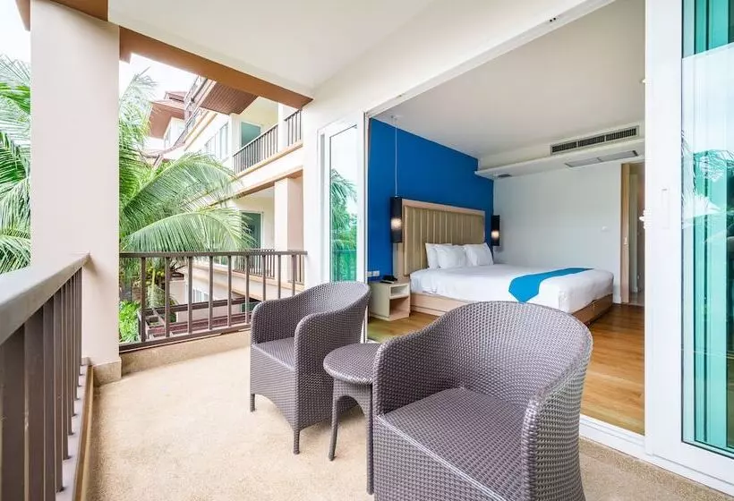 Hotelli Coco Phuket Bangtao Beach