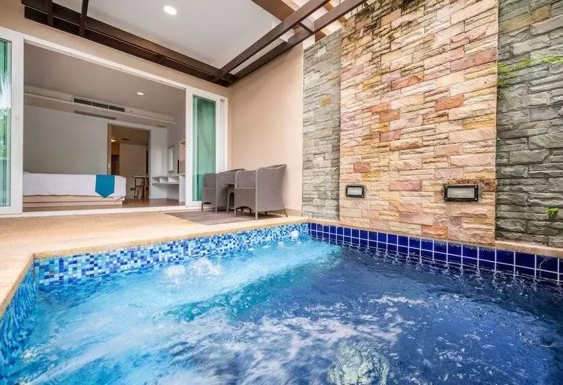 Hotelli Coco Phuket Bangtao Beach