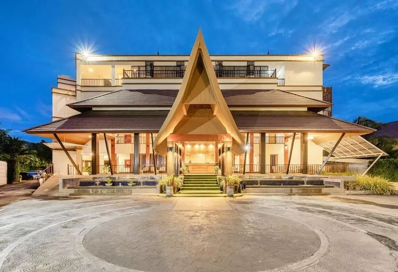 Hotelli Coco Phuket Bangtao Beach