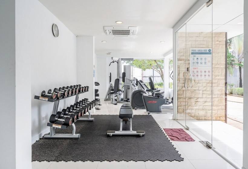 Отель Coco Phuket Bangtao Beach