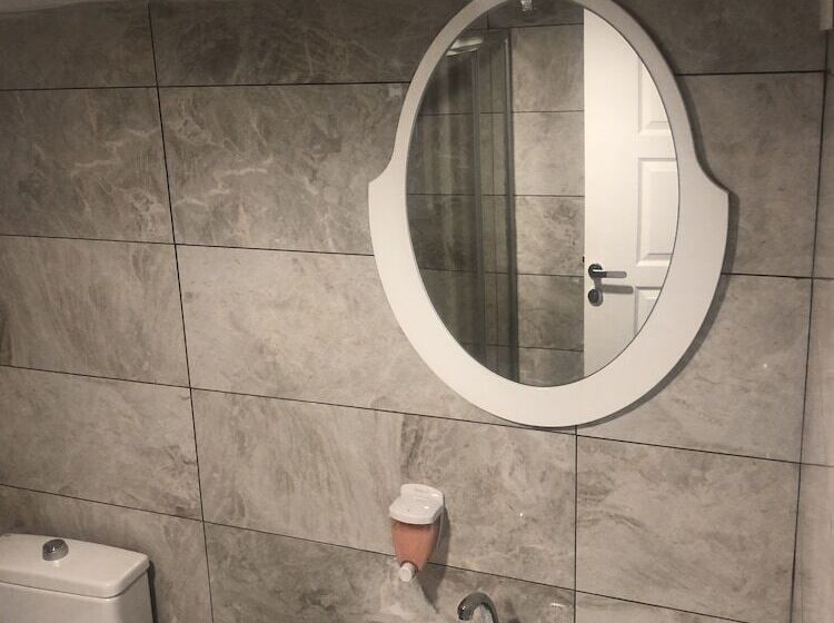 هتل H&m Residence