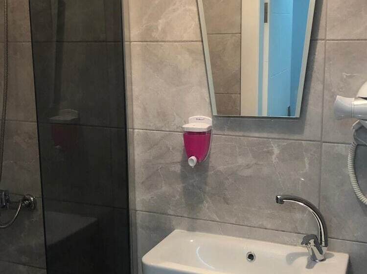 هتل H&m Residence