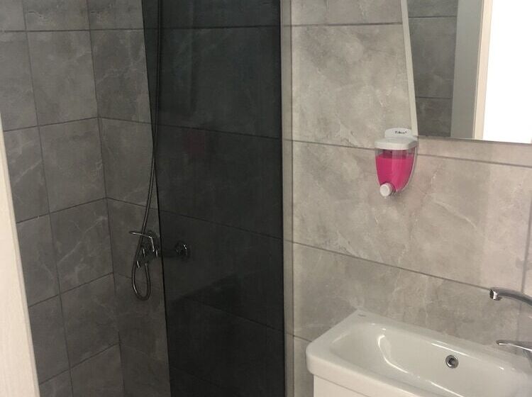 هتل H&m Residence