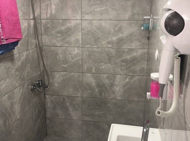 هتل H&m Residence