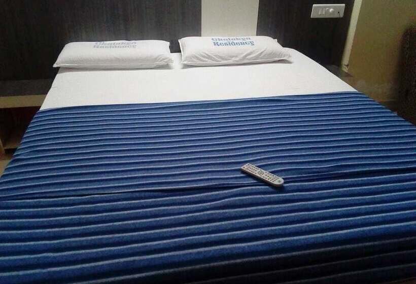 هتل Iroomz Chalukya Residency