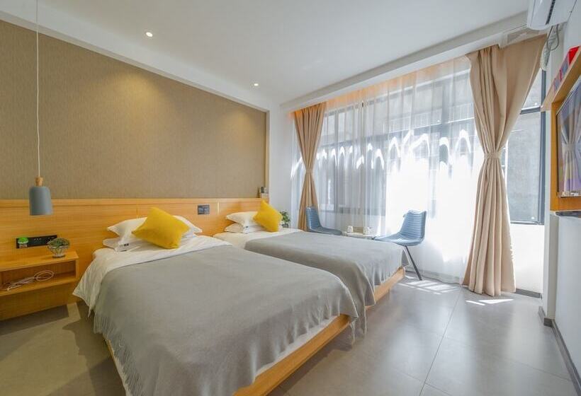 Hotel Zhangjiajie Yuemu Art