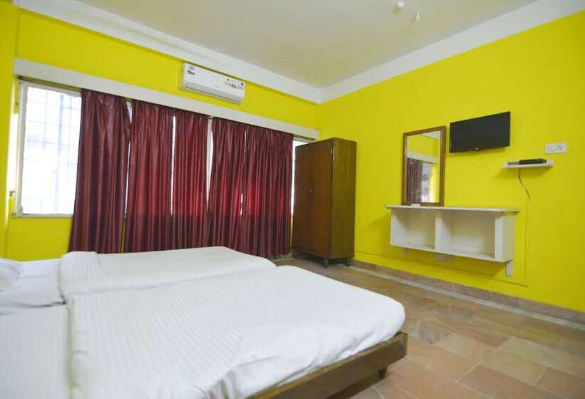 Spot On 28638 Hotel Bilas