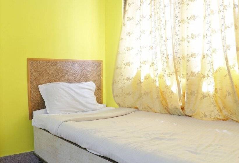 Spot On 28638 Hotel Bilas