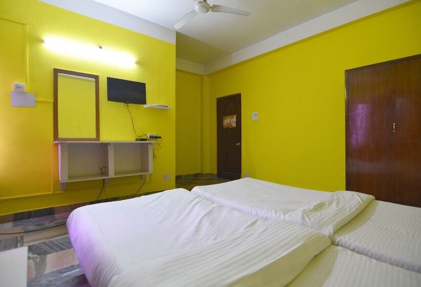 Spot On 28638 Hotel Bilas